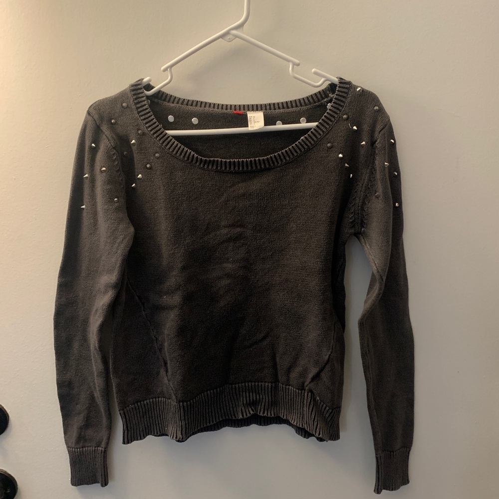 Spiked Shoulder Grey Sweater
